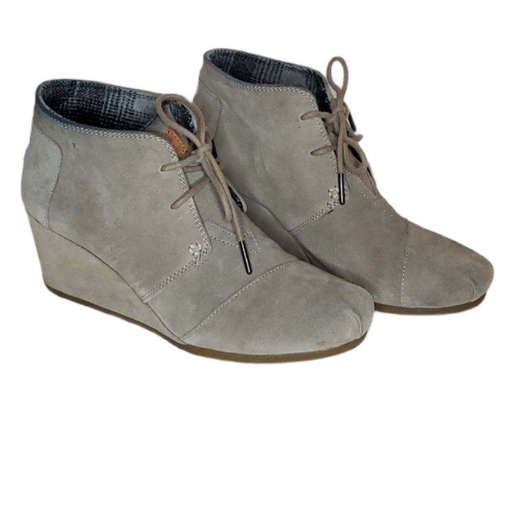 Toms suede desert wedge bootie taupe size 9